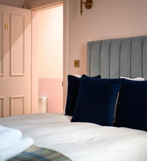 ベッドアンドブレックファースト Queen Charlotte Guesthouse