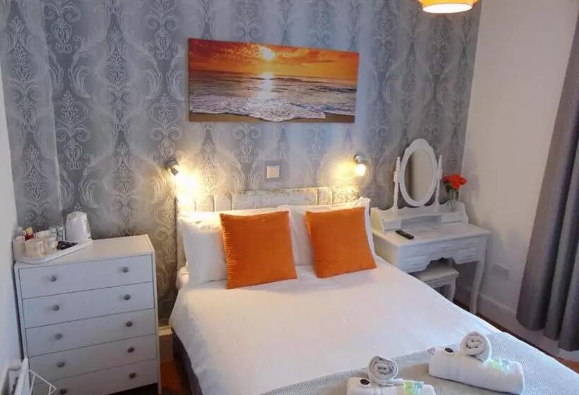 Bed and Breakfast Seacroft Guest House