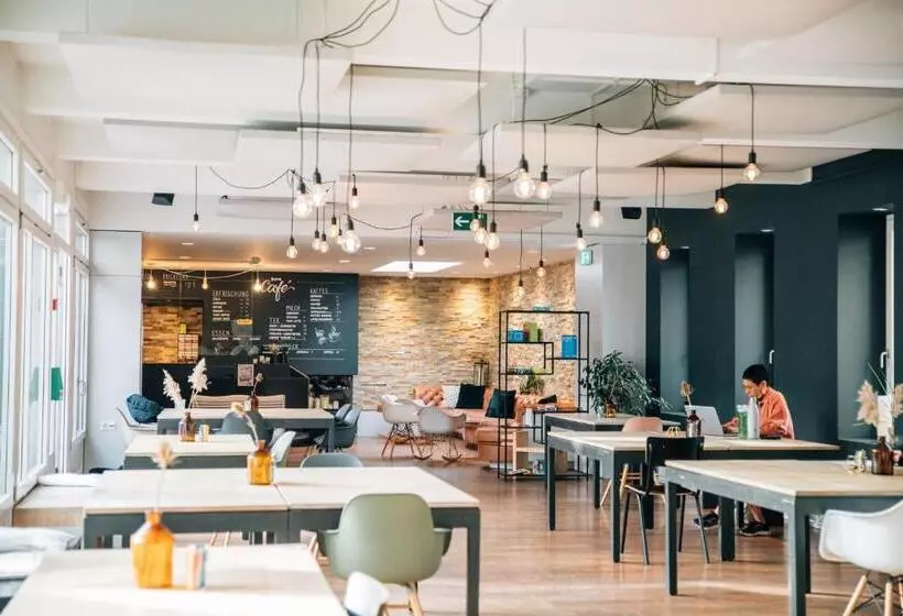 Hostel By Hyve Basel