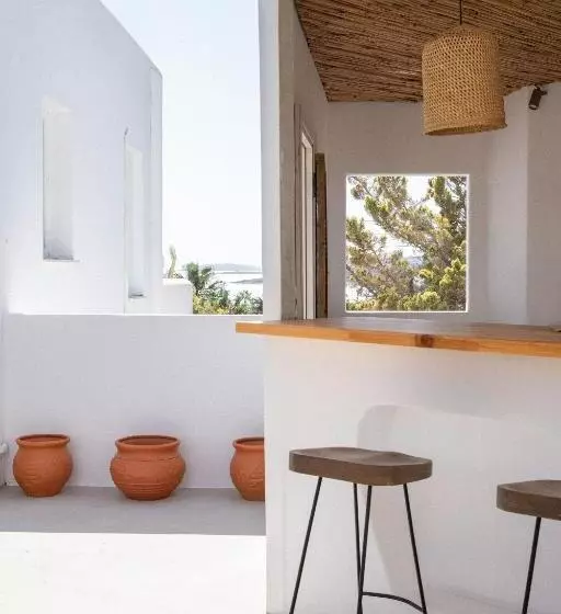 Aloni Hotel & Suites