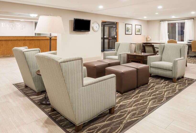 Отель Baymont By Wyndham Fulton