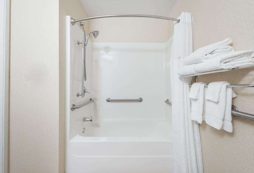 Отель Baymont By Wyndham Fulton