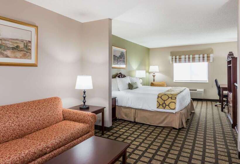 Отель Baymont By Wyndham Fulton