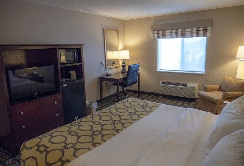 Отель Baymont By Wyndham Fulton