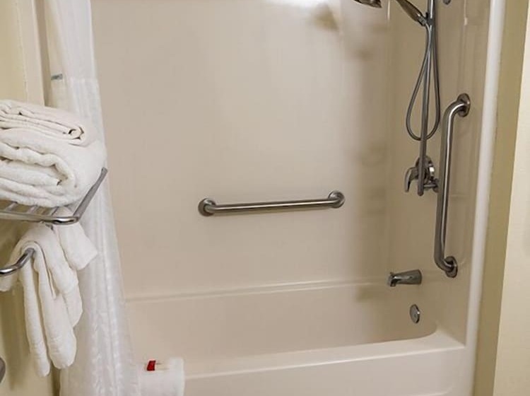 Отель Baymont By Wyndham Fulton