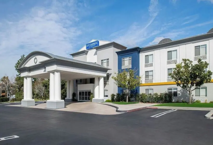 ホテル City Express By Marriott Rancho Cucamonga
