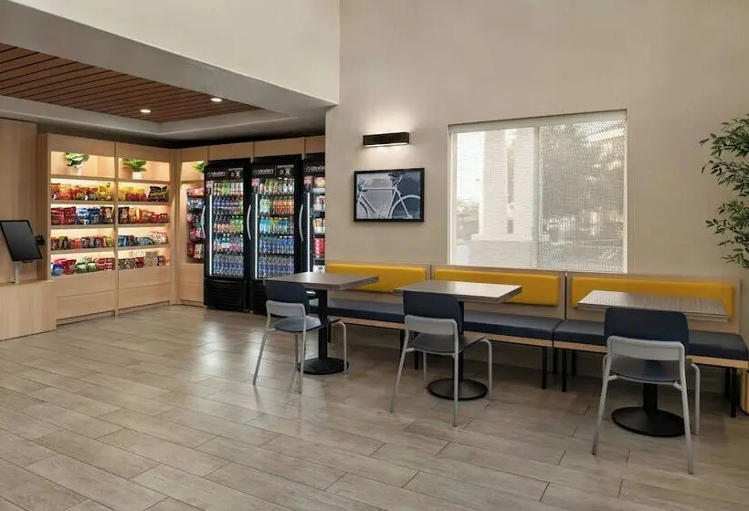 ホテル City Express By Marriott Rancho Cucamonga