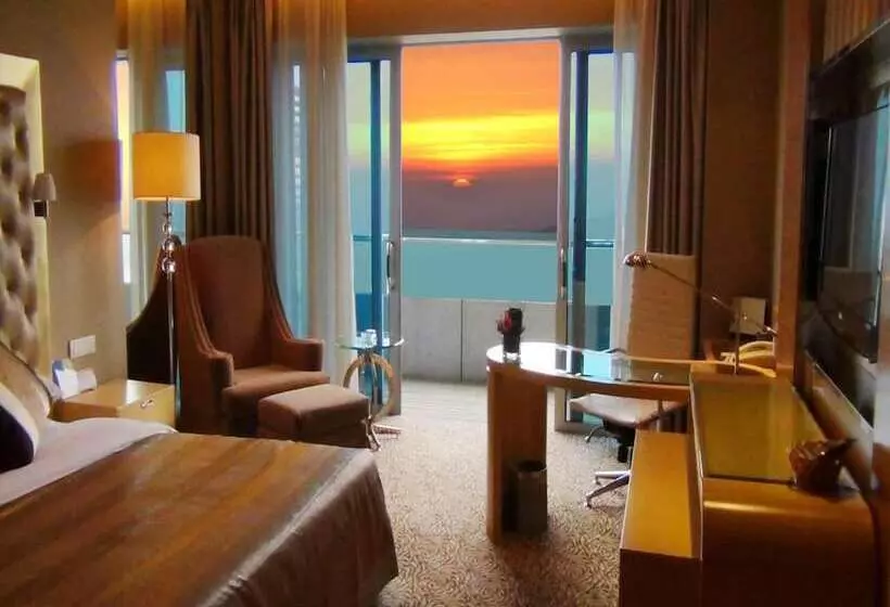 Отель Glarun Jinling