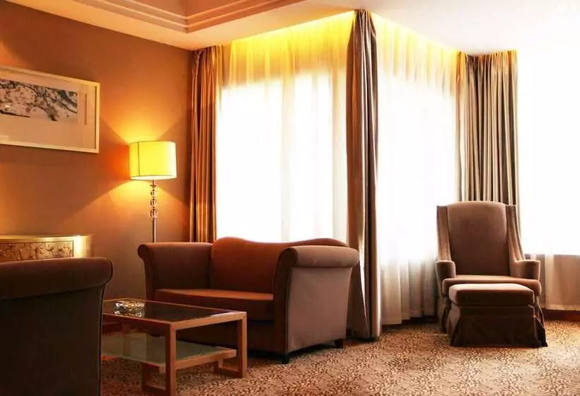 Отель Glarun Jinling