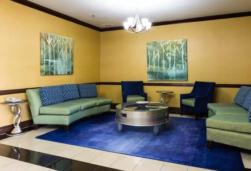 Holiday Inn Express Hotel & Suites Hinesville, An Ihg