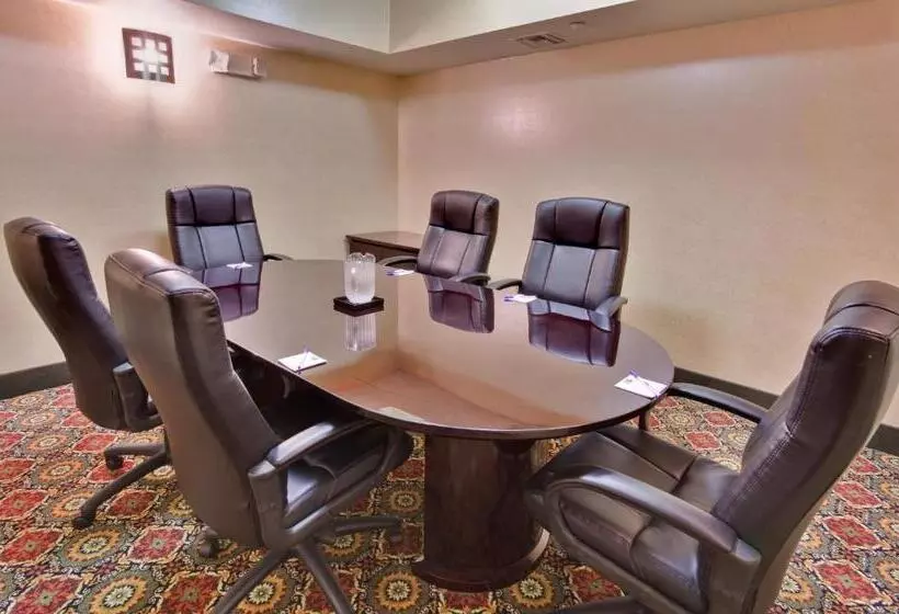 Holiday Inn Express Hotel & Suites Ontario Airport Mills Mall, An Ihg