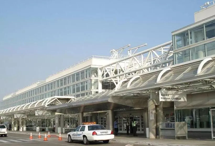 Holiday Inn Express Hotel & Suites Ontario Airport Mills Mall, An Ihg