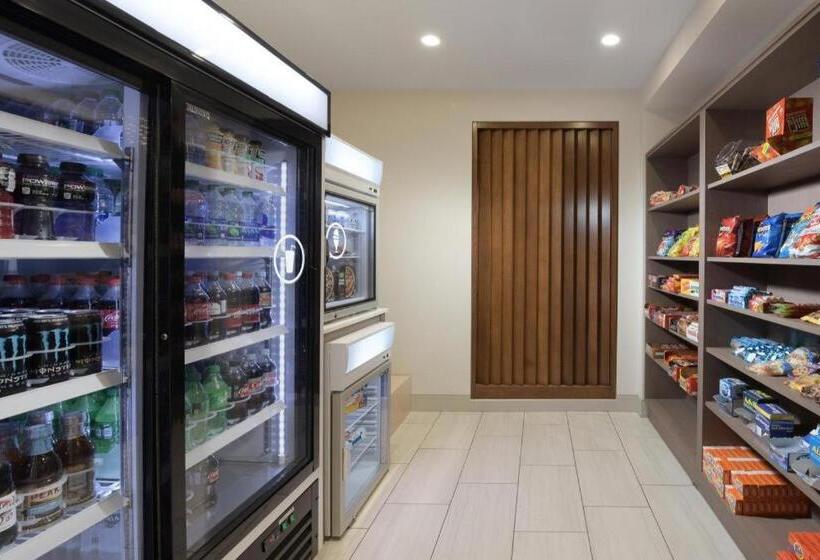 Holiday Inn Express Hotel & Suites Camden By Ihg