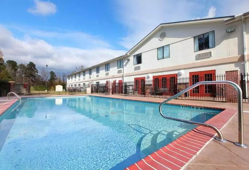 Holiday Inn Express Hotel & Suites Camden By Ihg