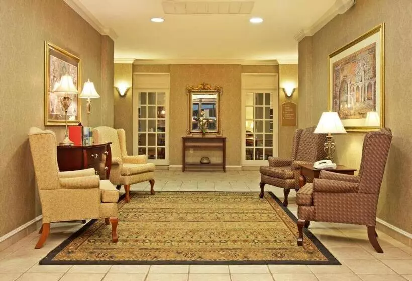 Holiday Inn Express Hotel & Suites Camden By Ihg