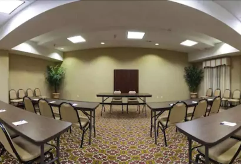 ホテル Holiday Inn Express Clanton By Ihg