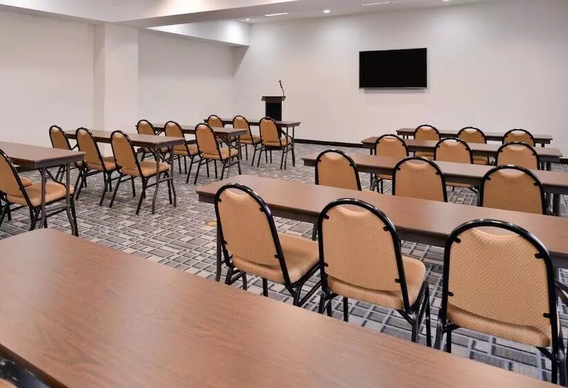 ホテル Holiday Inn Express Clanton By Ihg