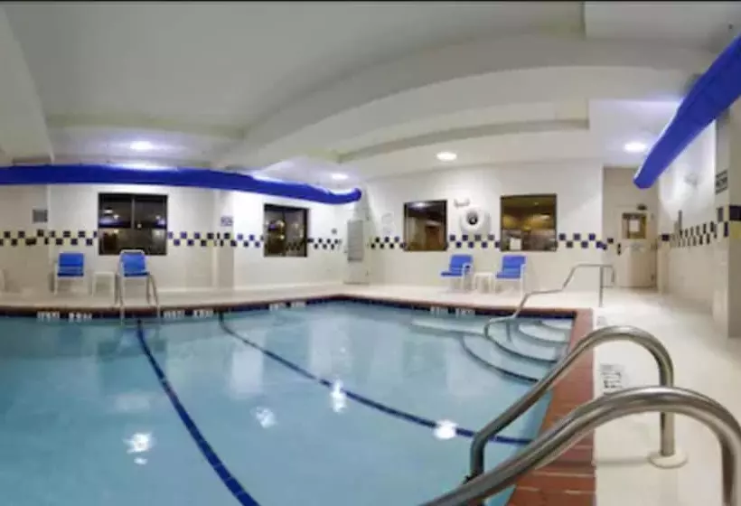 ホテル Holiday Inn Express Clanton By Ihg