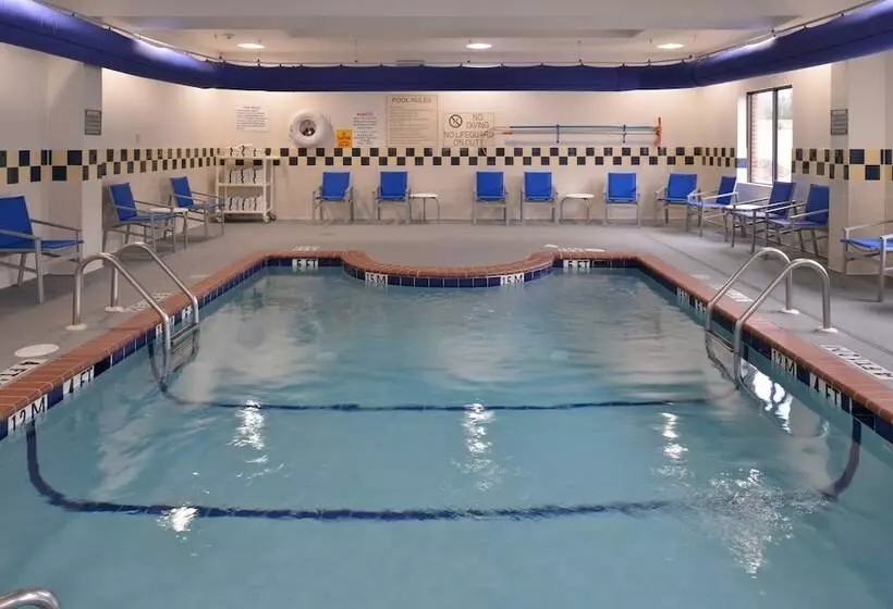 ホテル Holiday Inn Express Clanton By Ihg