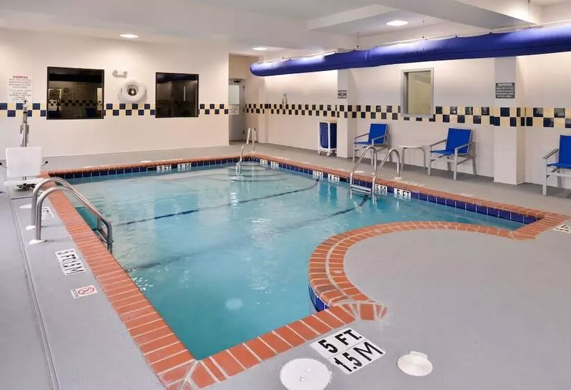 ホテル Holiday Inn Express Clanton By Ihg