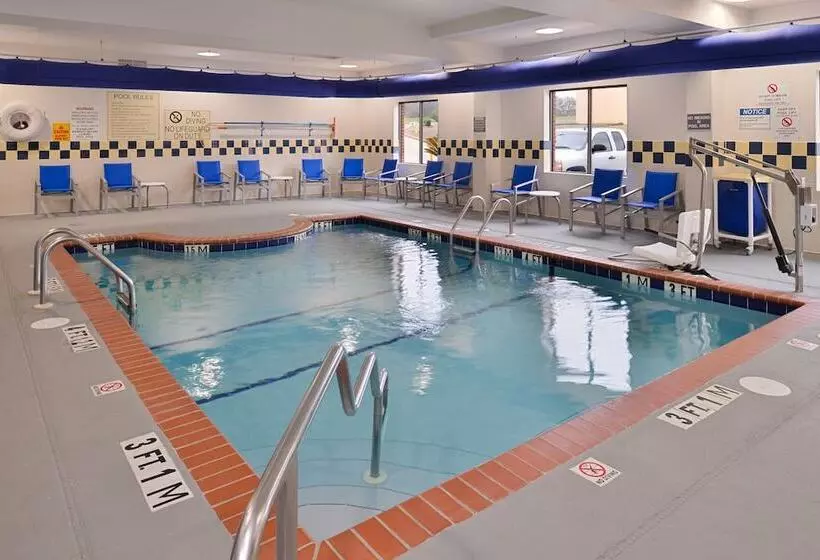ホテル Holiday Inn Express Clanton By Ihg
