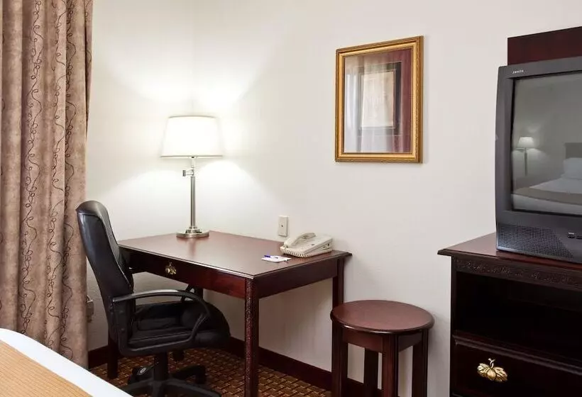 ホテル Holiday Inn Express Clanton By Ihg