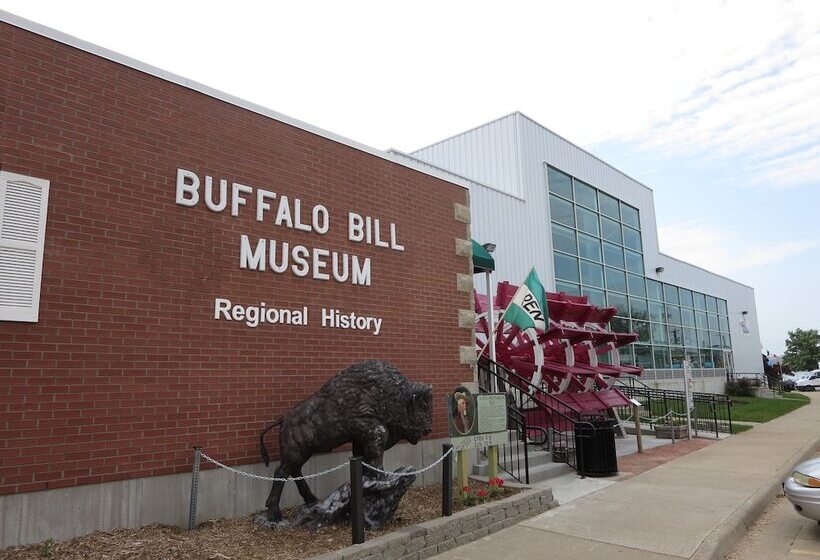 فندق Holiday Inn Express Le Claire Riverfront Davenport, An Ihg