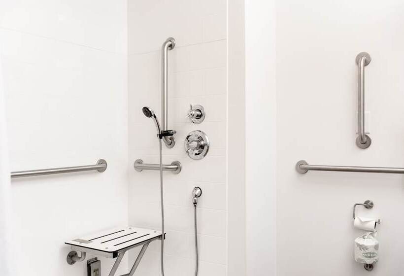 فندق Holiday Inn Express Le Claire Riverfront Davenport, An Ihg