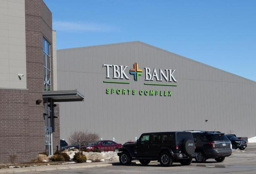 فندق Holiday Inn Express Le Claire Riverfront Davenport, An Ihg