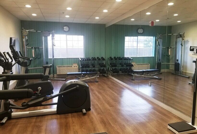 호텔 Holiday Inn Express Madera, An Ihg