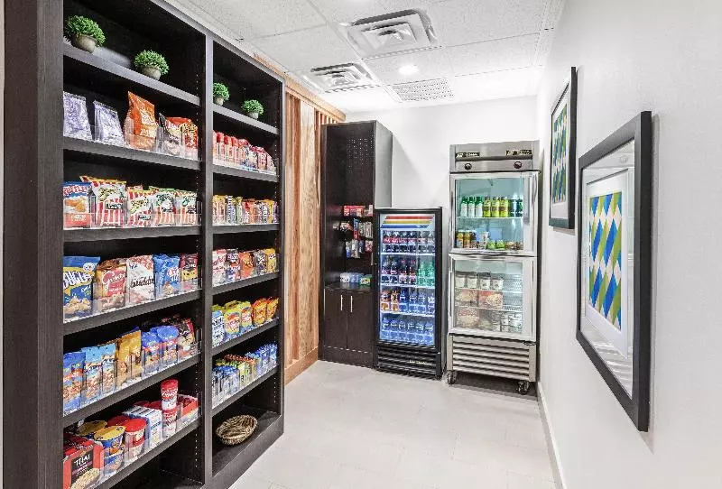 ホテル Holiday Inn Express & Suites Baton Rouge East, An Ihg