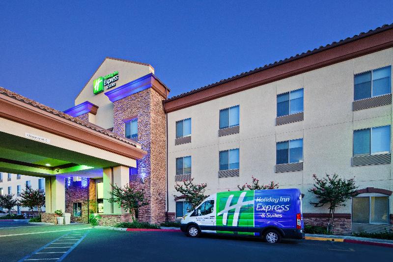 فندق Holiday Inn Express & Suites Clovis Fresno Area, An Ihg