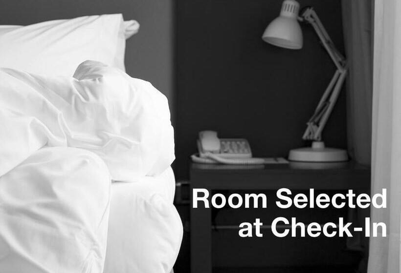 Отель Holiday Inn Express & Suites Florida City Gateway To Keys, An Ihg