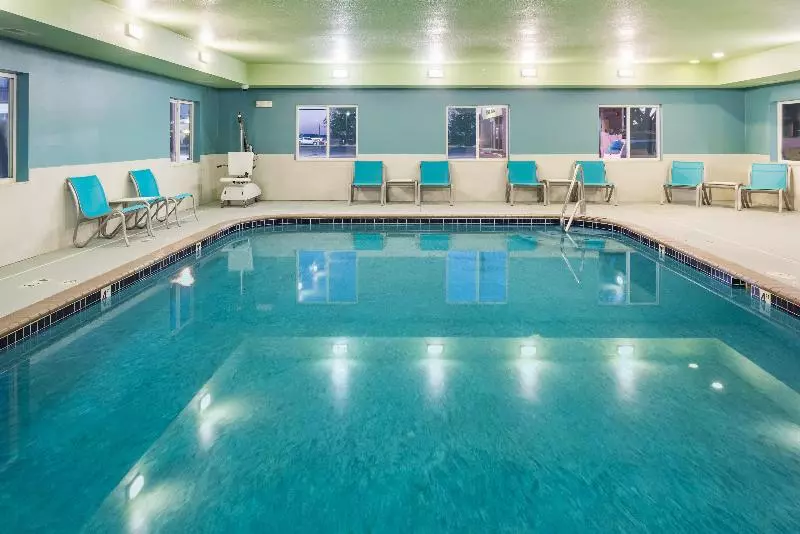 호텔 Holiday Inn Express Warrenton, An Ihg