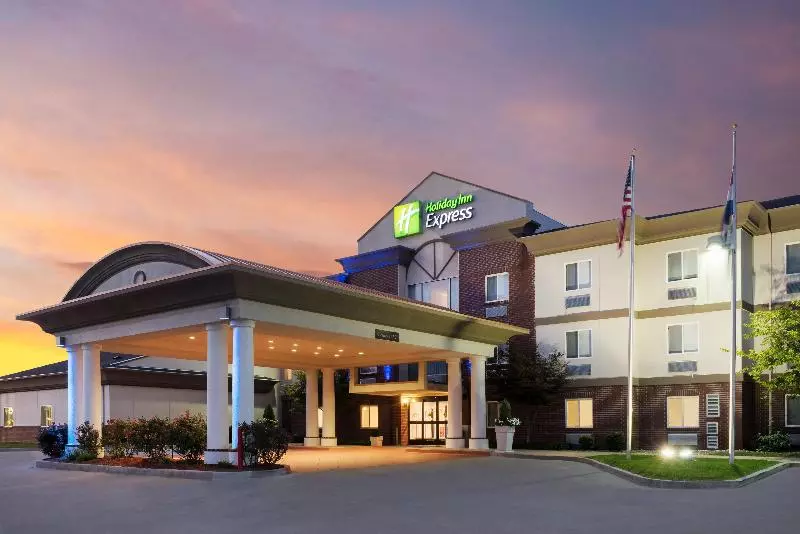 호텔 Holiday Inn Express Warrenton, An Ihg