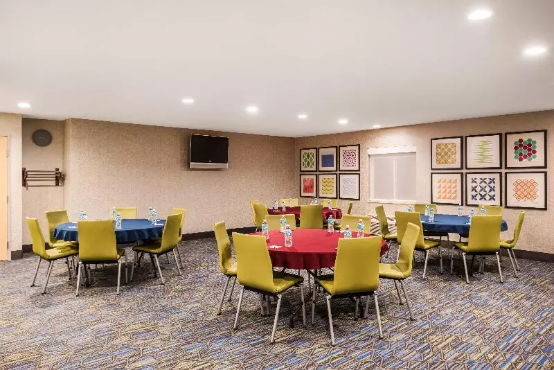 호텔 Holiday Inn Express Warrenton, An Ihg