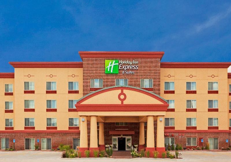 Отель Holiday Inn Express Winona, An Ihg