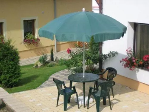 Hotelli Pension Maja