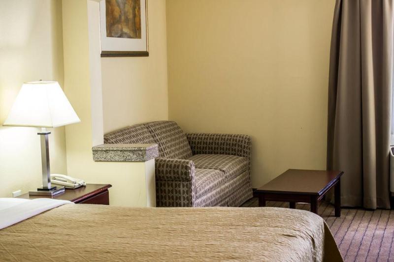 Отель Quality Inn Fuquay Varina East