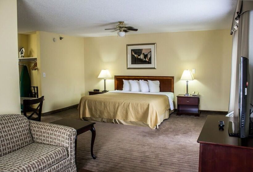 Отель Quality Inn Fuquay Varina East