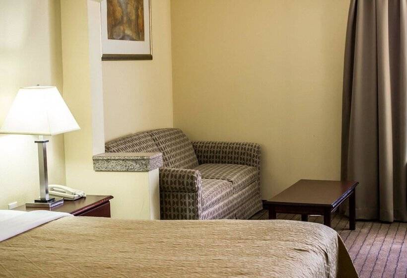 Отель Quality Inn Fuquay Varina East