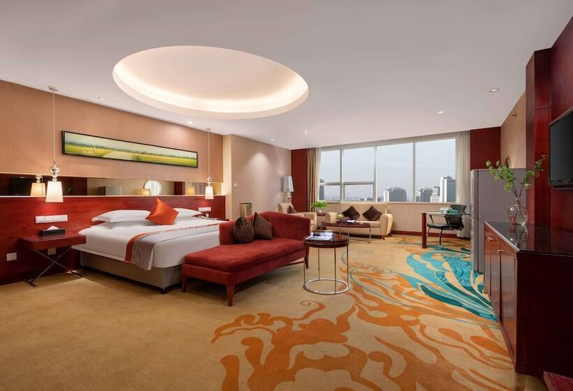 Отель Ramada Zibo