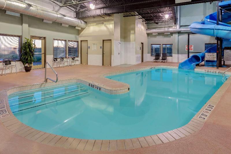 Hotel Super 8 By Wyndham Kapuskasing