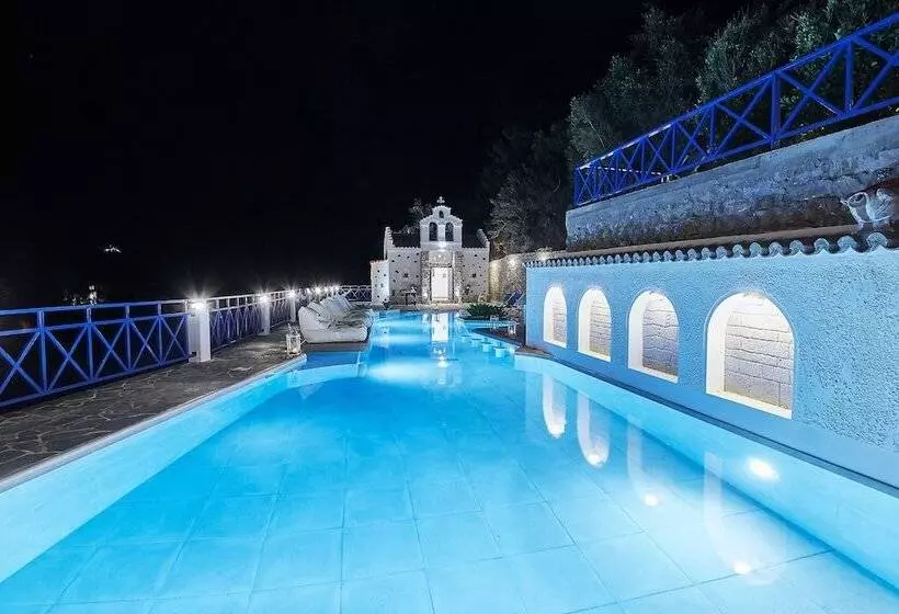 Kerame Studios & Apartments