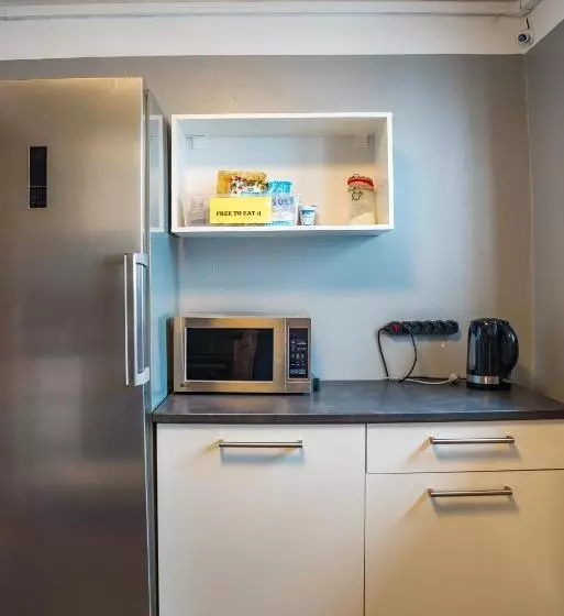 Hostel Little Quarter