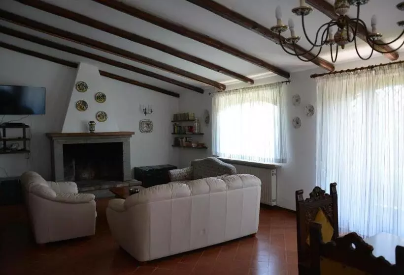 Hotelli Casale Fusco