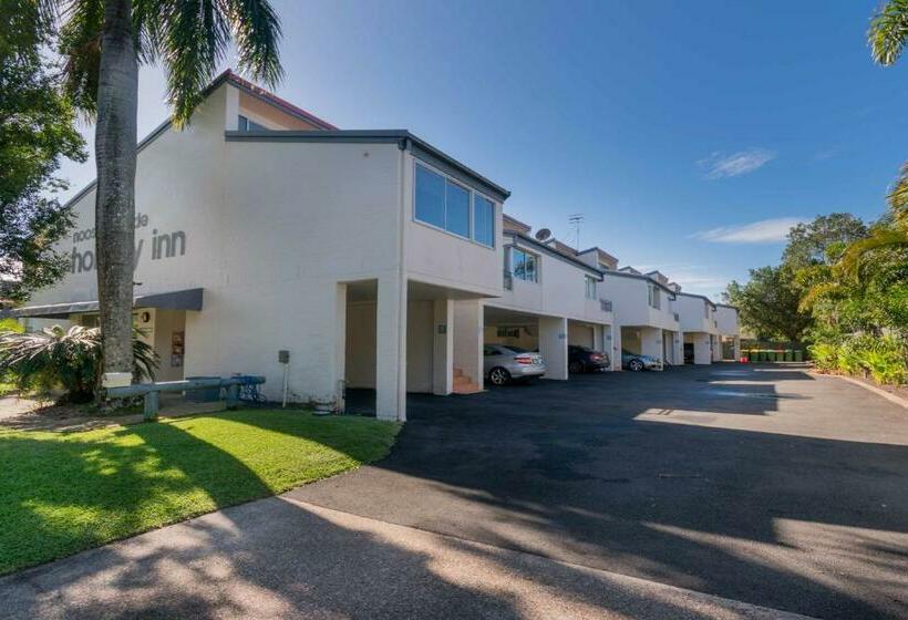 Noosa Parade Holiday Inn
