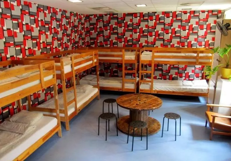 Casa De La Musica Hostel