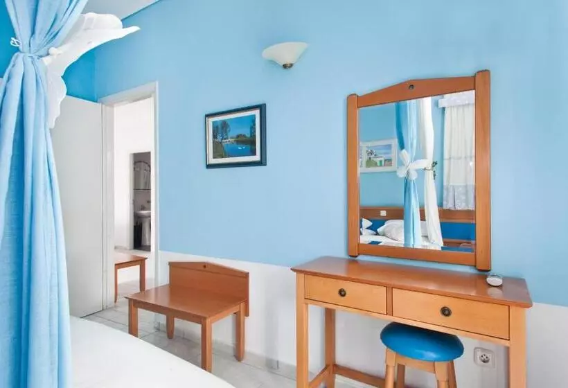 Daphne S Club Hotel Apartments