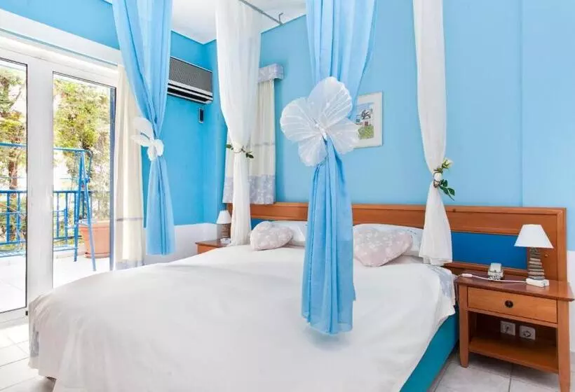 Daphne S Club Hotel Apartments